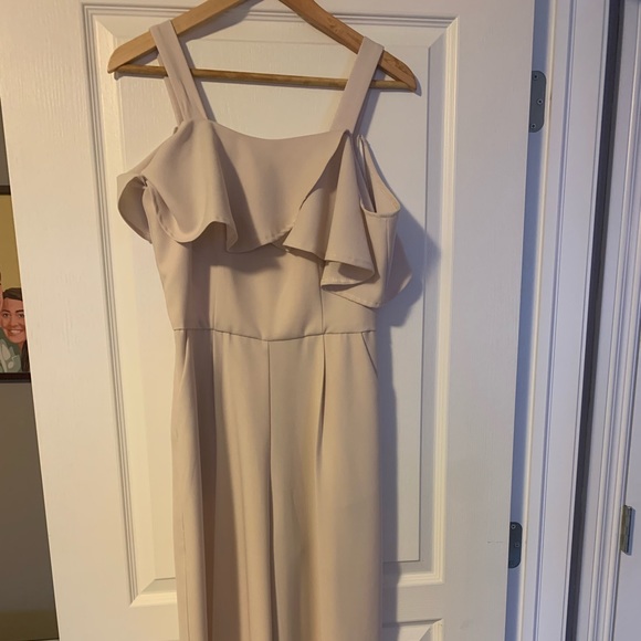 Le Chateau Jumpsuit. - Picture 1 of 8